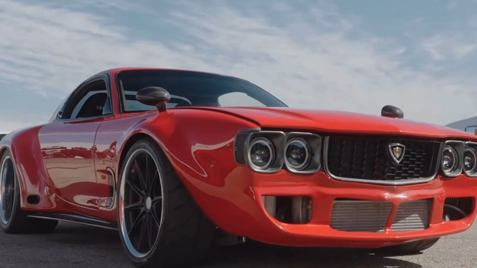 the-1200-hp-four-rotor-mazda-rx-7-that-took-10000-hours-to-build-image-0